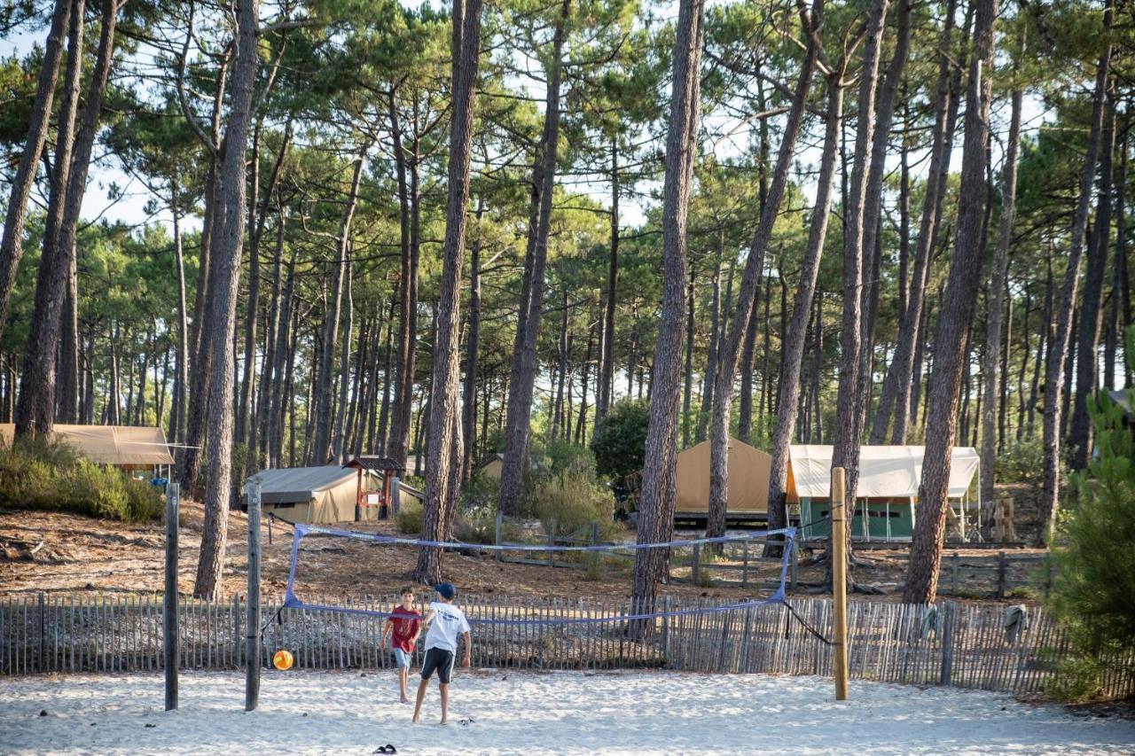 Huttopia Lac De 卡尔康 外观 照片
